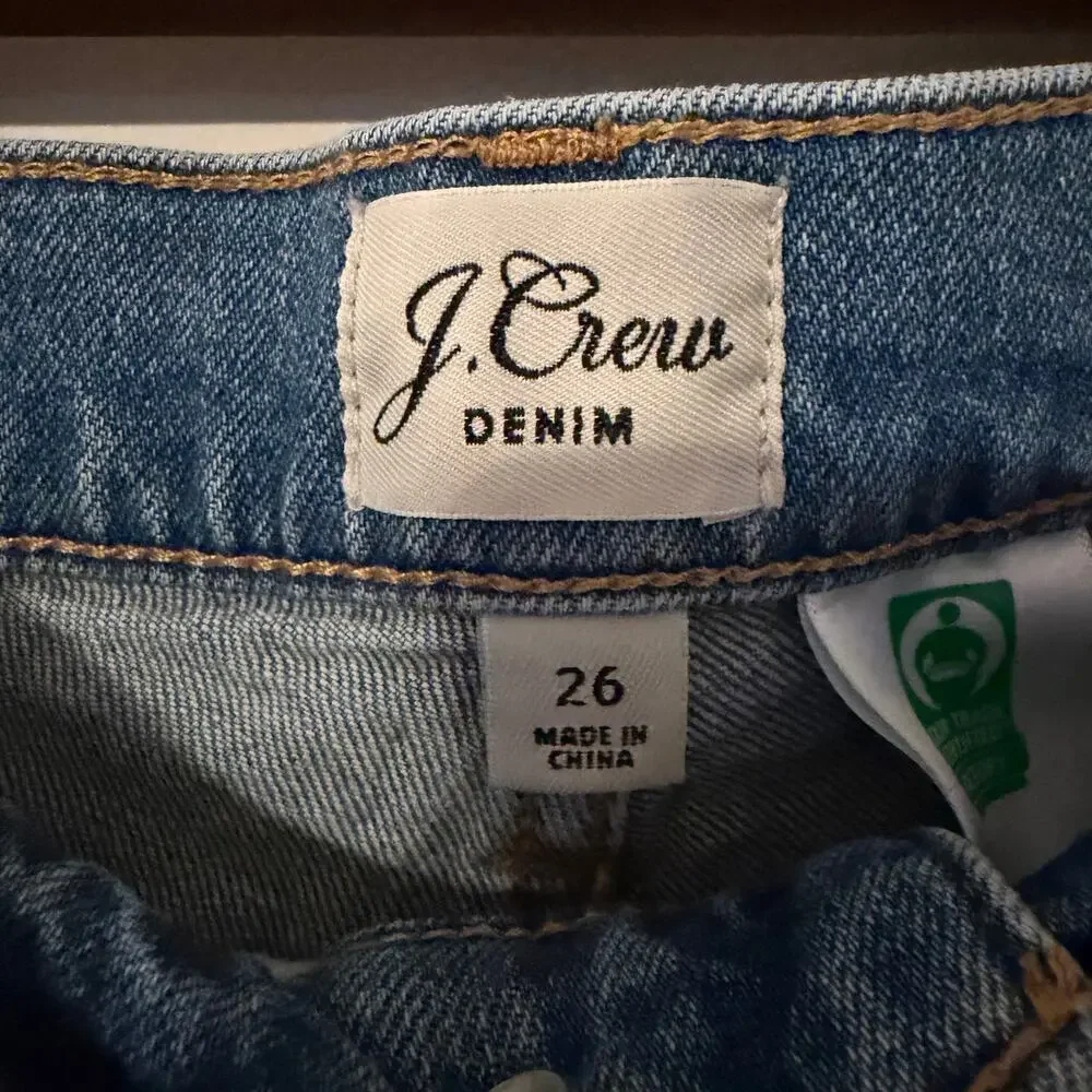 J. Crew Long Denim Shorts Cotton Size 26 Norwalk‎ Wash Classic Timeless Casual